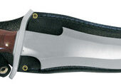 COLTELLO LUNGHEZZA TOTALE 31CM
LAMA ACCIAIO 20CM
MANICO METALLO/PLASTICA
FODERO IN SIMILPELLE