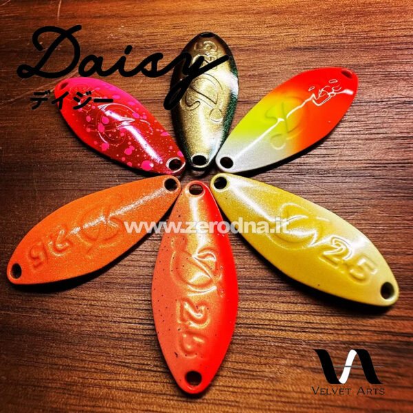Velvet Arts Daisy